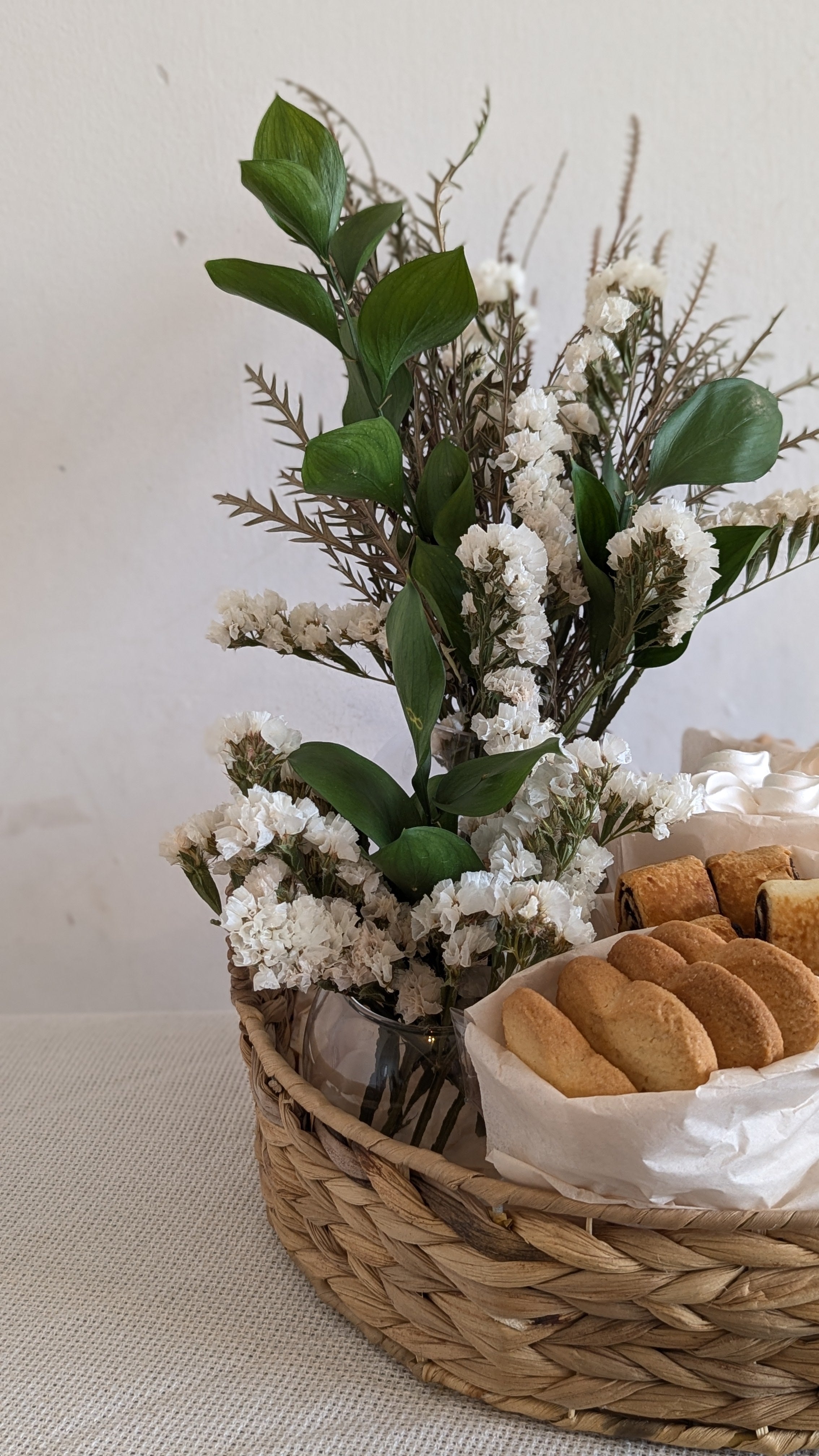 מארז לבן טבעי