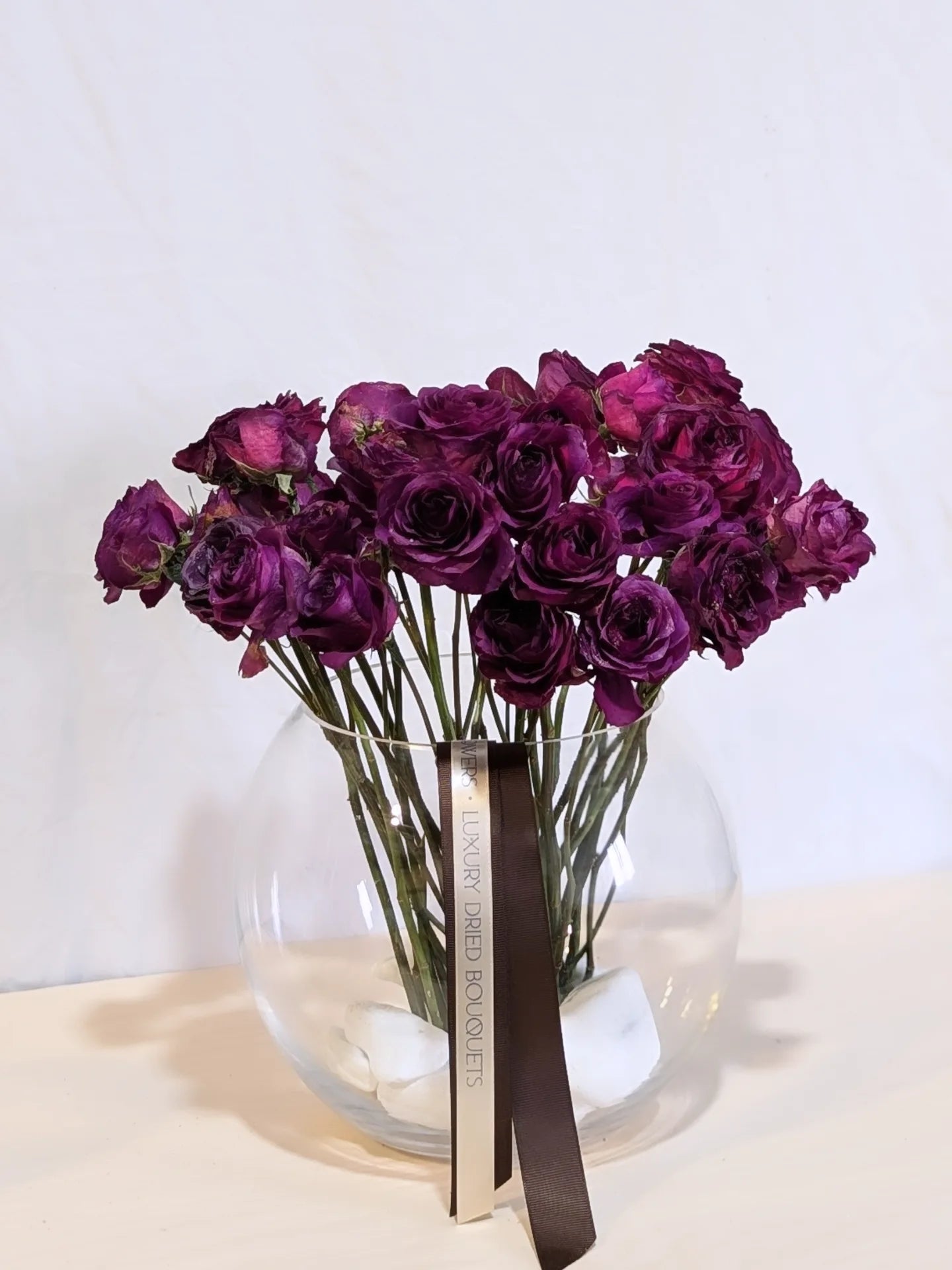 סידור ורדים משומרים